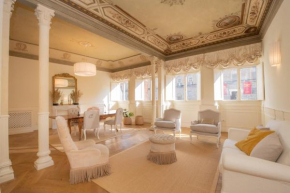 NEW MAISON ALLEGRA just in front Pitti Palace
